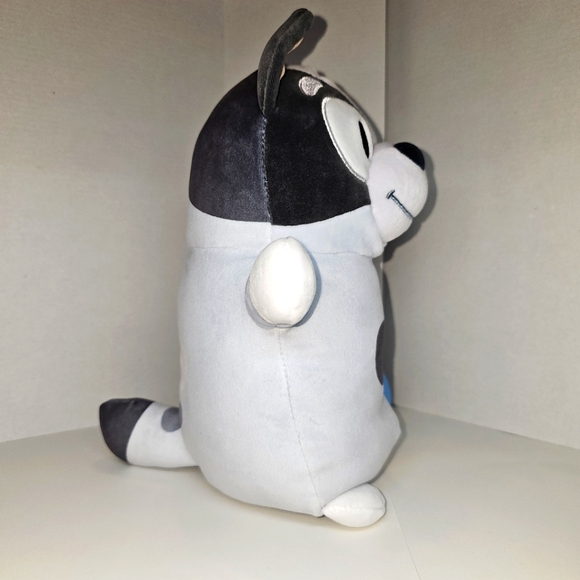 SUPER RARE!! - NWT - Muffin (Bluey) HugMees by Squishmallows - Picture 2 of 5